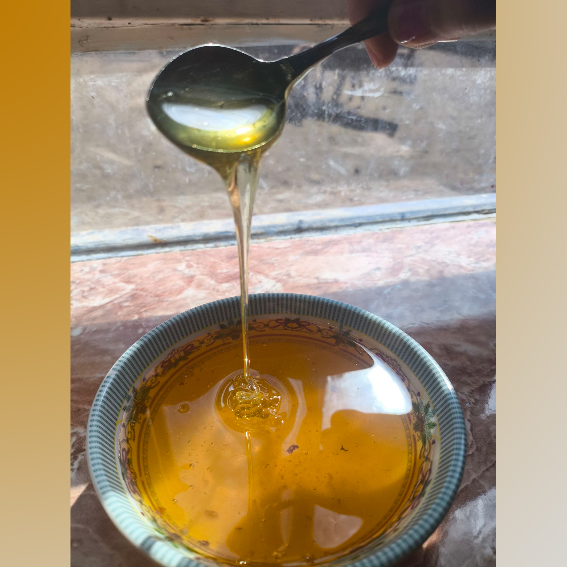 فروش عسل کاملا طبیعی وارگانیک